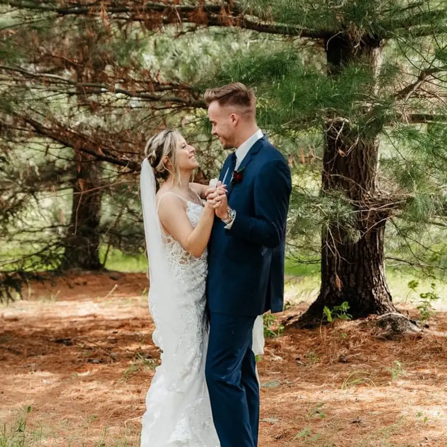Paul's Paradise Gallery - Tree Farm Tour, wedding photography - Pleasant Plains, IL