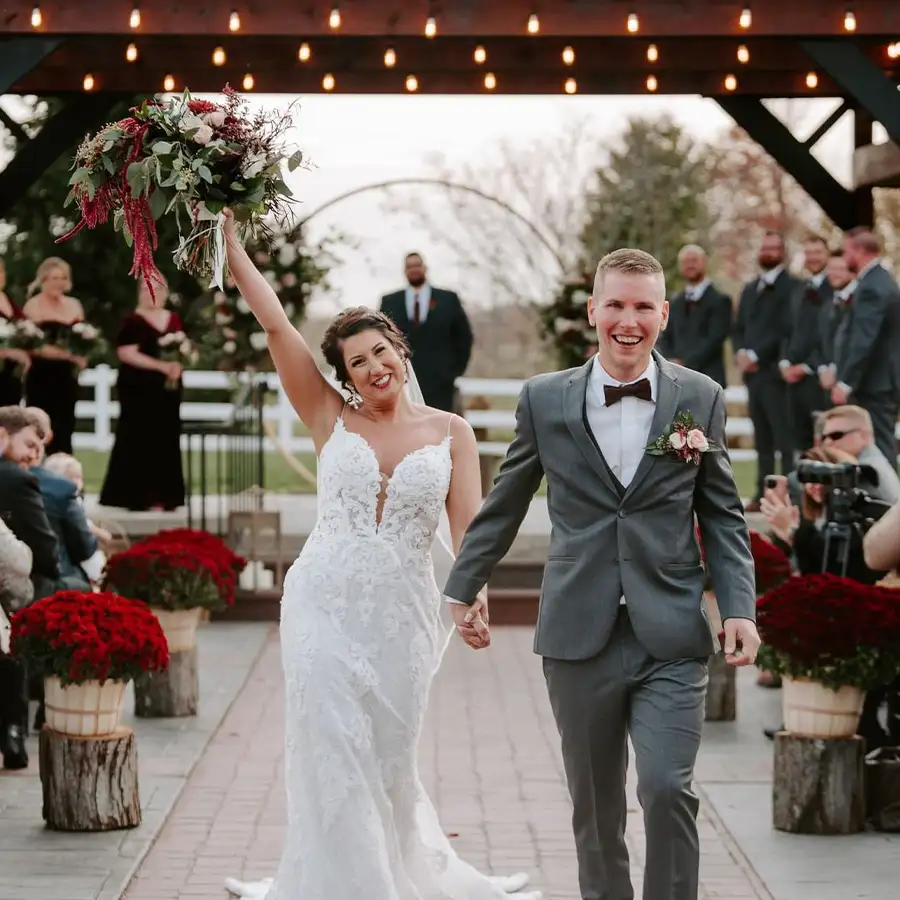 Paul's Paradise Gallery - Weddings - Pleasant Plains, IL